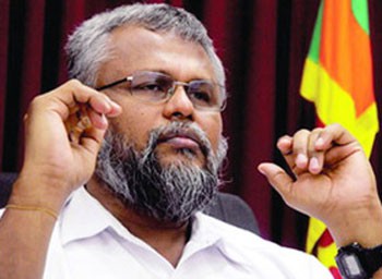 'டக்ளஸின் தீர்மானங்களை ஆராய வேண்டாம்'